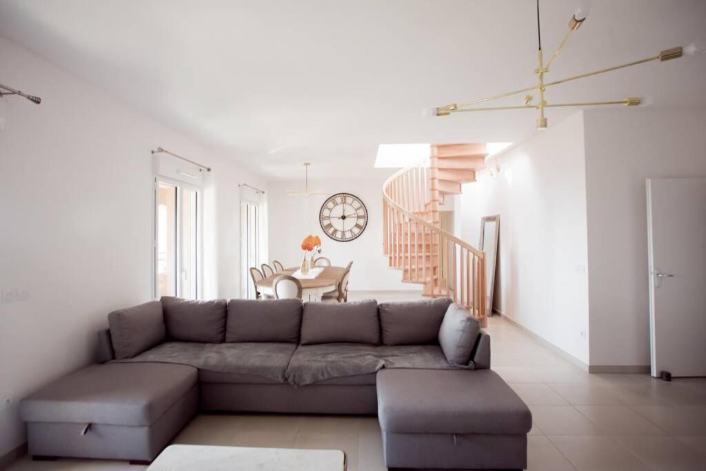 Magnifique Appartement Avec Vue Imprenable La Londe-les-Maures Eksteriør billede