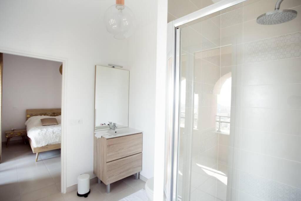 Magnifique Appartement Avec Vue Imprenable La Londe-les-Maures Eksteriør billede