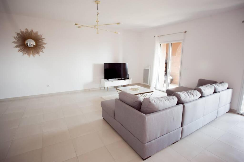Magnifique Appartement Avec Vue Imprenable La Londe-les-Maures Eksteriør billede
